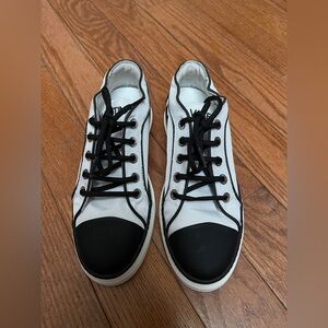 Valentino Garawani  Sneakers